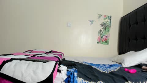 Sandra online show from February 2025 08:31:01 AM