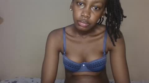 freaky_beauty online show from March 2026 10:29:02 AM