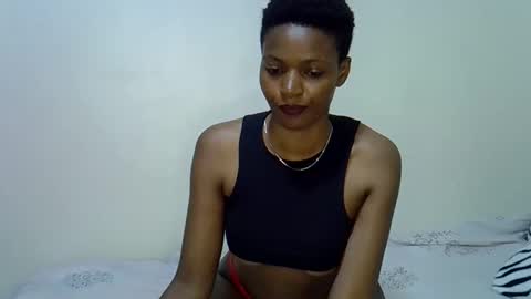 mia  online show from January 2026 08:35:01 PM