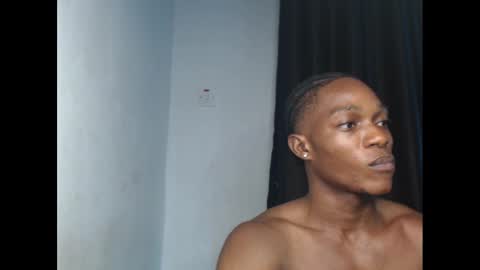 freakyslut30 online show from February 2025 02:58:02 AM