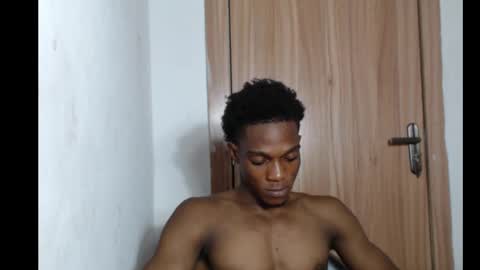 freakyslut30 online show from February 2025 07:54:02 PM