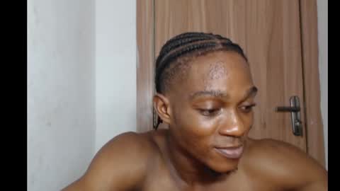 freakyslut30 online show from March 2025 02:17:01 AM