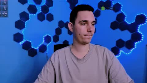 Freddy online show from December 2025 08:24:02 PM