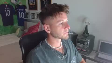 Snapshot of freddy_star chatting on July 2026 01:37:01 PM Frederick Perin online show from July 2026 01:37:01 PM