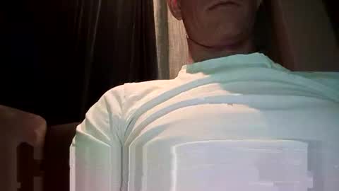 Snapshot of frederik47 chatting on September 2025 07:02:02 PM Fredrik online show from September 2025 07:02:02 PM