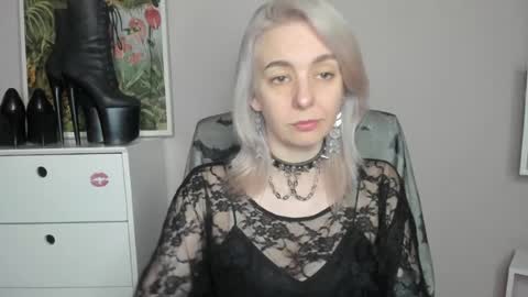 Snapshot of freeanne chatting on June 2026 06:45:02 AM Anne online show from June 2026 06:45:02 AM