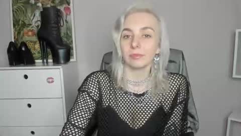 Snapshot of freeanne chatting on June 2026 06:38:01 AM Anne online show from June 2026 06:38:01 AM