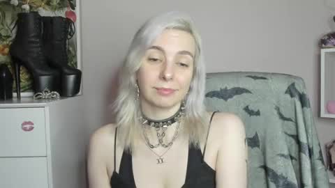 Snapshot of freeanne chatting on July 2026 06:37:02 AM Anne online show from July 2026 06:37:02 AM