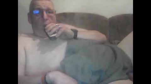 Snapshot of frefredo chatting on April 2026 08:11:02 PM fred online show from April 2026 08:11:02 PM