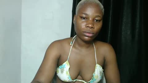 frekkymorelle online show from February 2025 04:12:01 AM