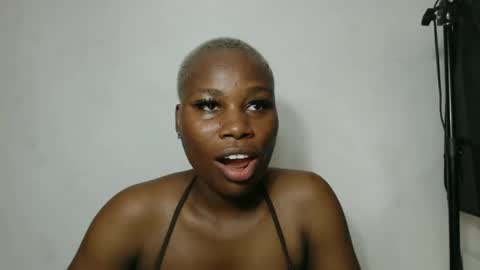 frekkymorelle online show from March 2025 06:32:01 PM