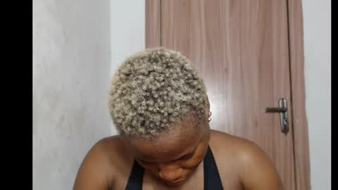 frekkymorelle online show from September 2025 05:10:02 AM