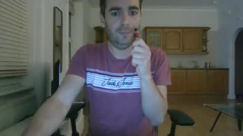 Snapshot of frenchbdmaninlondon chatting on December 2024 08:14:02 PM Horny Paul online show from December 2024 08:14:02 PM