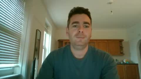 Snapshot of frenchbdmaninlondon chatting on December 2024 02:48:02 PM Horny Paul online show from December 2024 02:48:02 PM