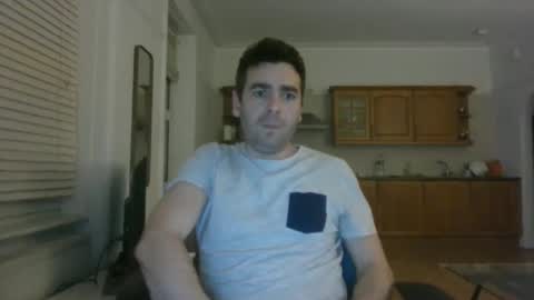 Snapshot of frenchbdmaninlondon chatting on January 2025 07:03:01 PM Horny Paul online show from January 2025 07:03:01 PM