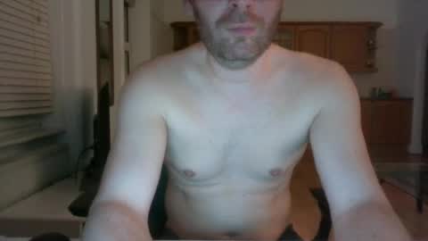 Snapshot of frenchbdmaninlondon chatting on March 2025 08:45:02 PM Horny Paul online show from March 2025 08:45:02 PM