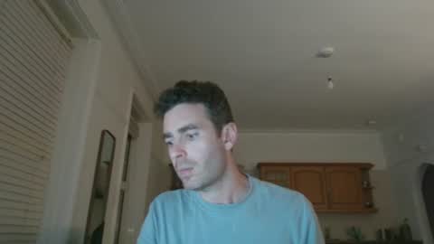 Snapshot of frenchbdmaninlondon chatting on September 2025 09:58:02 PM Horny Paul online show from September 2025 09:58:02 PM