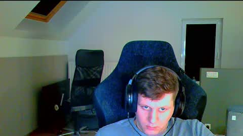 Snapshot of frenchfrieswithmayo chatting on September 2025 06:33:02 PM French fries online show from September 2025 06:33:02 PM