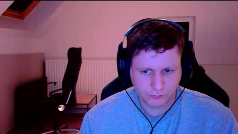 Snapshot of frenchfrieswithmayo chatting on October 2025 06:38:02 PM French fries online show from October 2025 06:38:02 PM