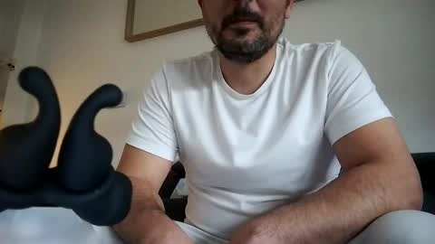 Horny french hard online show from February 2025 10:59:01 AM