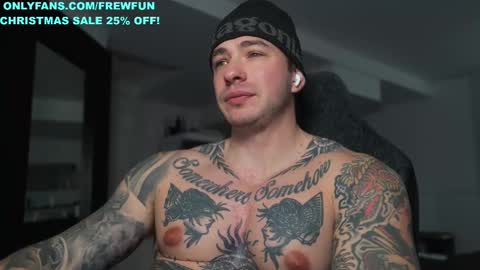 Snapshot of frewfun chatting on November 2025 07:46:02 PM cameron online show from November 2025 07:46:02 PM