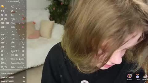 Snapshot of freya_heya chatting on November 2025 10:01:01 PM Freya online show from November 2025 10:01:01 PM