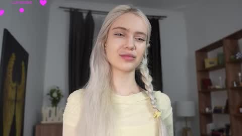 Freya online show from March 2026 07:41:02 PM