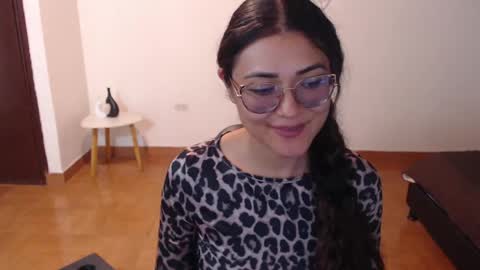 Snapshot of freyarouge chatting on May 2026 11:50:01 PM freyarouge online show from May 2026 11:50:01 PM