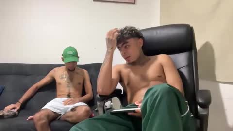 freyva_ online show from March 2026 07:26:02 AM