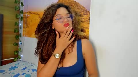 Frezzita online show from October 2025 08:07:01 PM