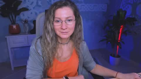 Snapshot of fridatander chatting on December 2024 12:23:02 PM Frida Tander online show from December 2024 12:23:02 PM