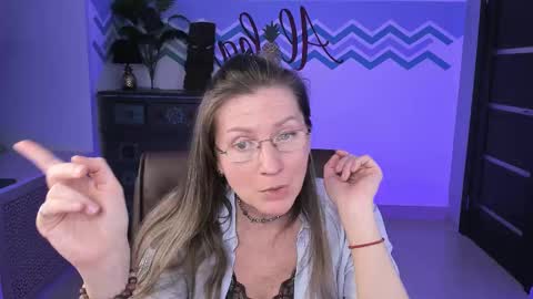 Snapshot of fridatander chatting on March 2025 06:23:01 PM Frida Tander online show from March 2025 06:23:01 PM