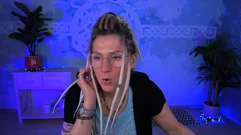 Frida Tander online show from April 2026 05:08:02 AM