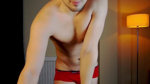 Snapshot of friend123211 chatting on January 2025 01:48:01 AM Viktor online show from January 2025 01:48:01 AM