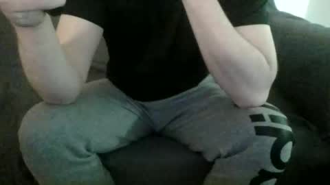 Snapshot of frowx chatting on January 2025 08:00:02 AM Frowxy online show from January 2025 08:00:02 AM