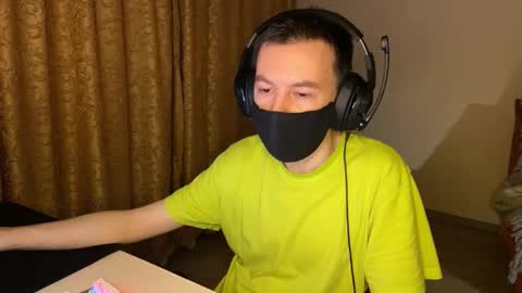 froztai online show from December 2025 07:44:01 PM