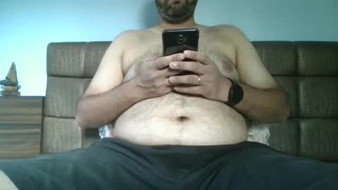 Snapshot of fruti_loops chatting on January 2025 09:56:01 AM fruti loops Bull online show from January 2025 09:56:01 AM