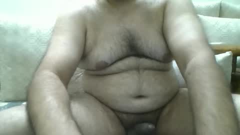 Snapshot of fruti_loops chatting on February 2026 04:57:02 PM fruti loops Bull online show from February 2026 04:57:02 PM