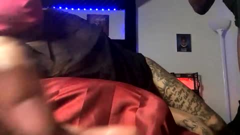 FEMALE2MALE online show from April 2026 06:44:02 AM