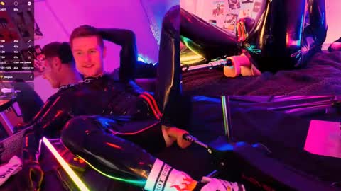 fuc71 online show from December 2024 07:32:01 PM