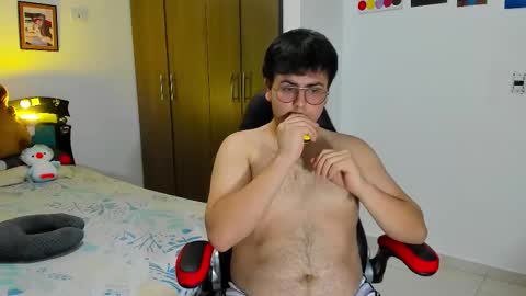 Snapshot of fuck_blow chatting on December 2025 11:12:01 PM uwu online show from December 2025 11:12:01 PM