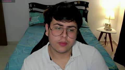 Snapshot of fuck_blow chatting on April 2026 11:35:02 PM uwu online show from April 2026 11:35:02 PM