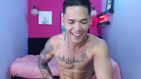 Snapshot of fuck_destroying chatting on June 2026 06:05:02 AM emma brayan we like suck deep and fuck hard we like shows fetish and 69 double penetration no have limits online show from June 2026 06:05:02 AM