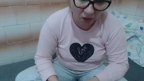 Snapshot of fuck_my_face chatting on December 2024 06:13:02 AM Ella online show from December 2024 06:13:02 AM