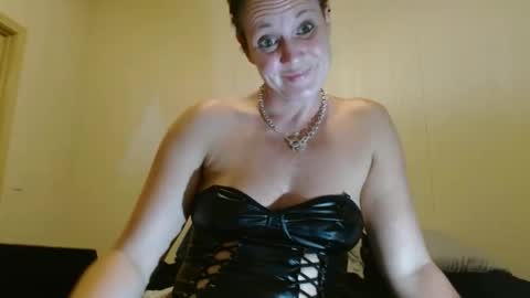 Aries69 online show from September 2025 02:59:01 AM