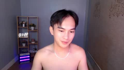   online show from March 2025 10:35:02 AM