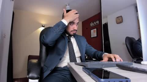 SERGIO THE SEX LAWYER online show from April 2026 03:47:01 AM