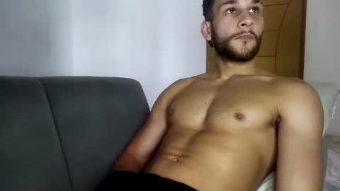 Snapshot of fuckingmulletdaddy chatting on December 2024 12:28:01 PM Phill online show from December 2024 12:28:01 PM