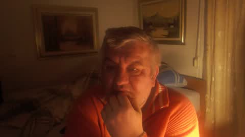 Snapshot of fukingcrazy chatting on May 2026 06:04:01 PM fukingcrazy online show from May 2026 06:04:01 PM