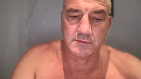 fullback_15 online show from September 2025 10:09:01 AM